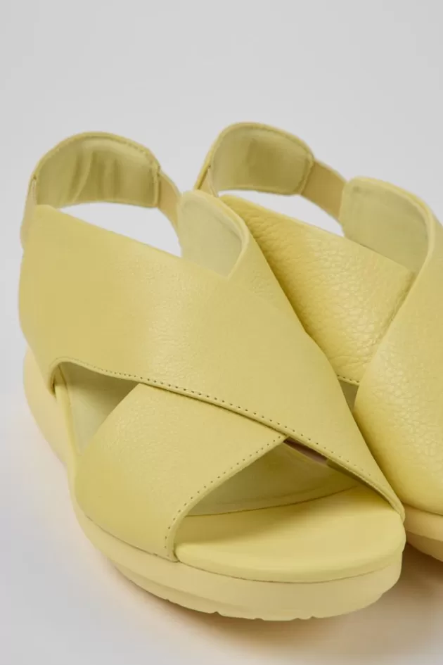 Best Sale Camper Gele Leren Damessandalen