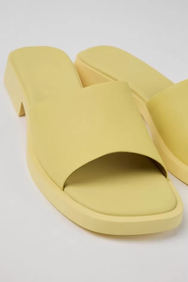 Store Camper Gele Leren Damessandalen