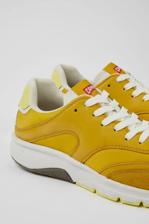 New Camper Gele Stoffen En Leren Damessneakers