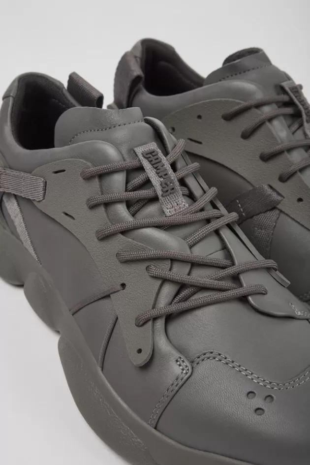 Flash Sale Camper Grijze Leren En Stoffen Herensneakers